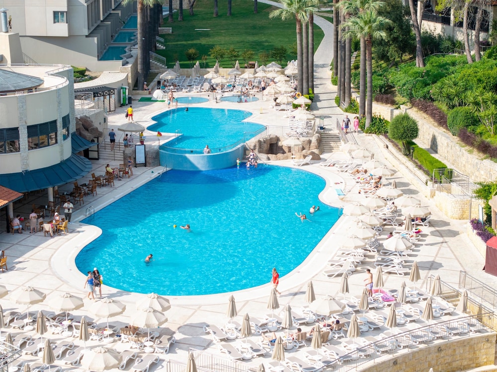 Club Melas PrivÃ© - All inclusive — Swimming pool in Side