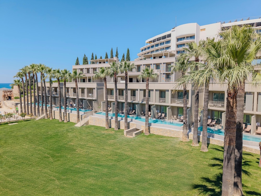 Club Melas PrivÃ© - All inclusive — Hotel building in Side