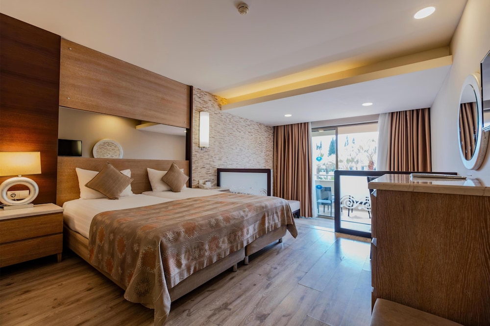 Club Melas PrivÃ© - All inclusive — Hotel rooms in Side