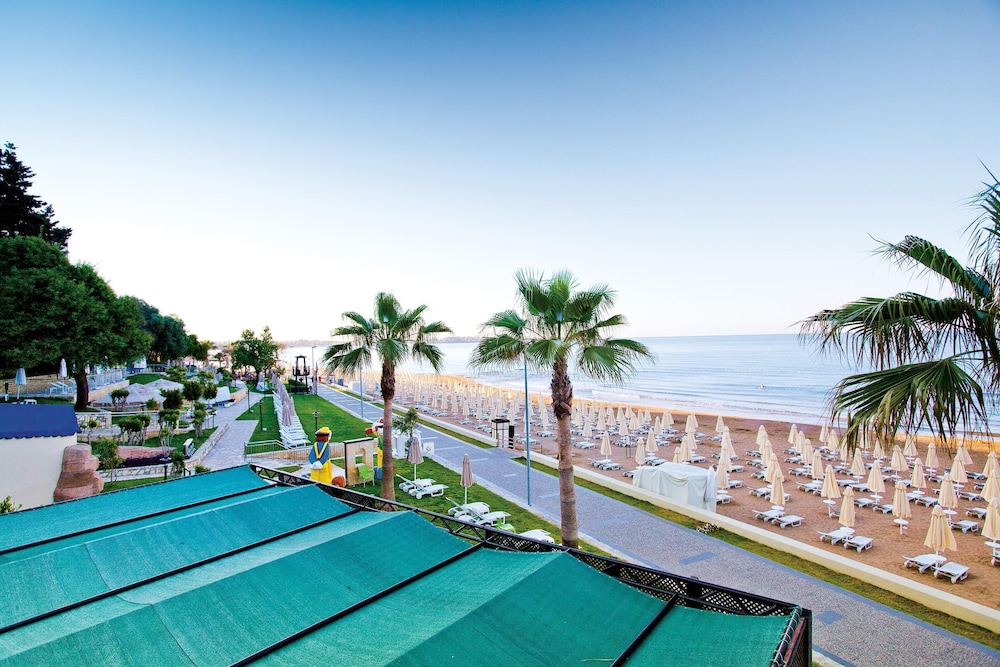 Club Melas PrivÃ© - All inclusive — Beach in Side