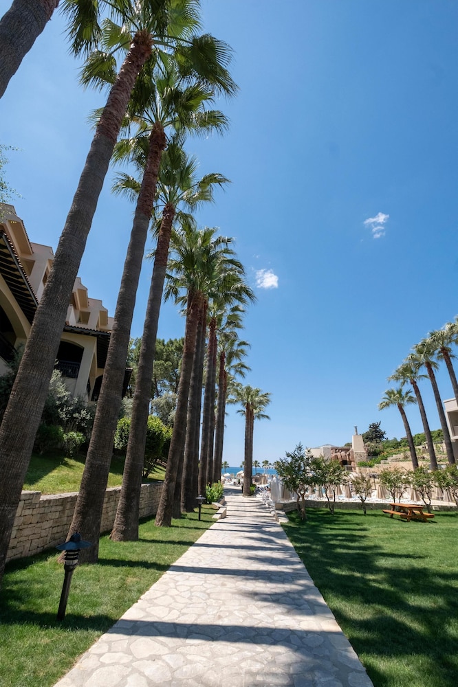 Club Melas PrivÃ© - All inclusive — Hotel building in Side