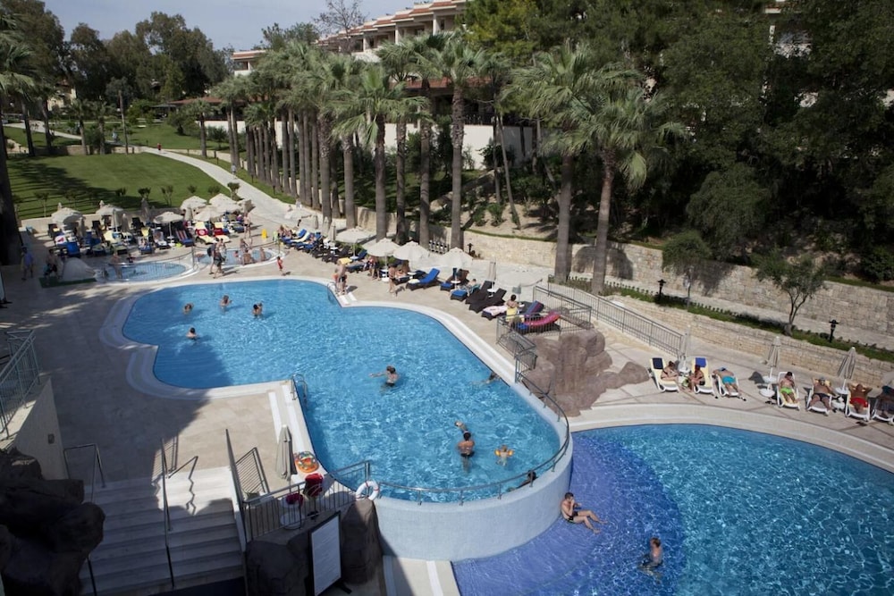 Club Melas PrivÃ© - All inclusive — Swimming pool in Side