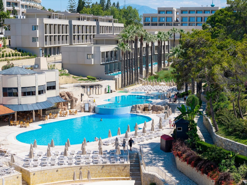 Club Melas PrivÃ© - All inclusive — Swimming pool in Side