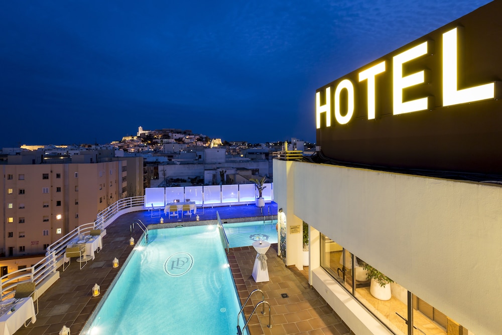 Hotel Royal Plaza — Swimming pool in Ibiza Town, Balearic Islands