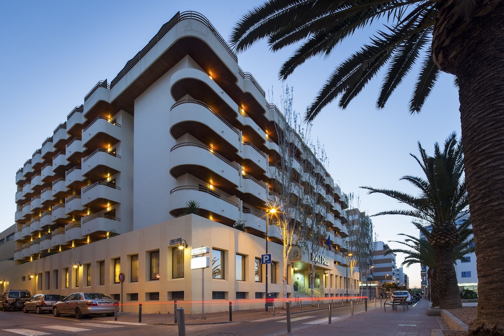 Hotel Royal Plaza — Hotel building in Ibiza Town, Balearic Islands