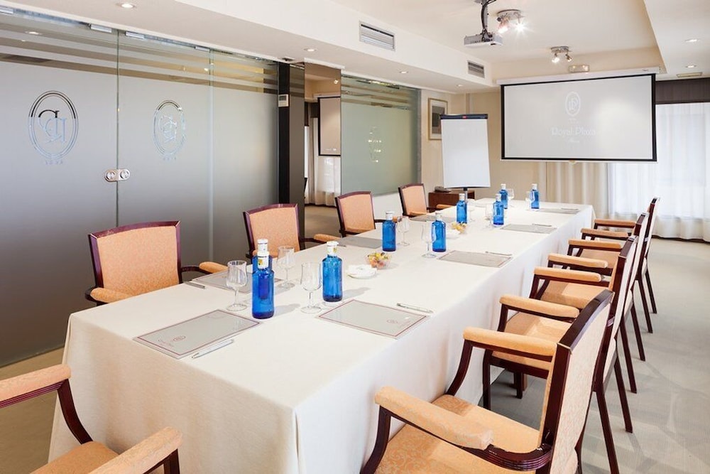 Hotel Royal Plaza — Hotel building in Ibiza Town, Balearic Islands