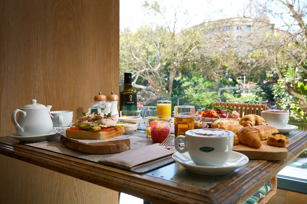Obal Hotel Marbella — Restaurant & bars in Marbella, Andalusia