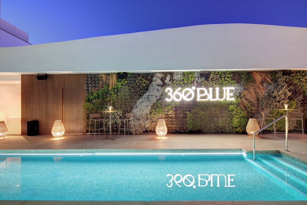 Obal Hotel Marbella — Swimming pool in Marbella, Andalusia
