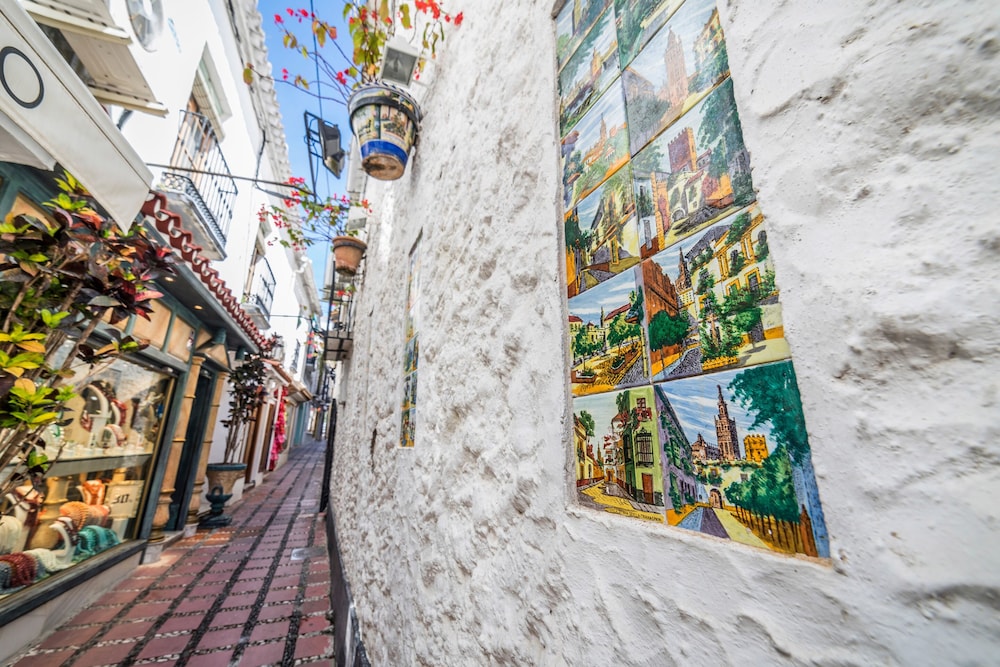 Obal Hotel Marbella — Attractions in the area in Marbella, Andalusia