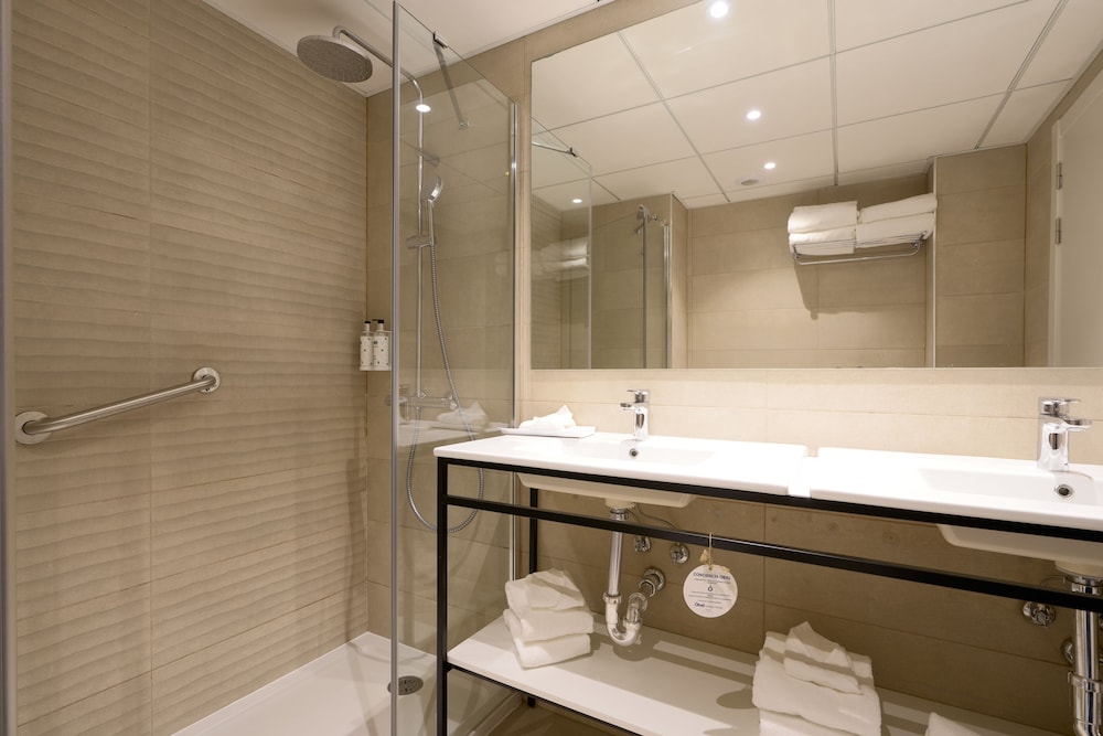 Obal Hotel Marbella — Hotel rooms in Marbella, Andalusia