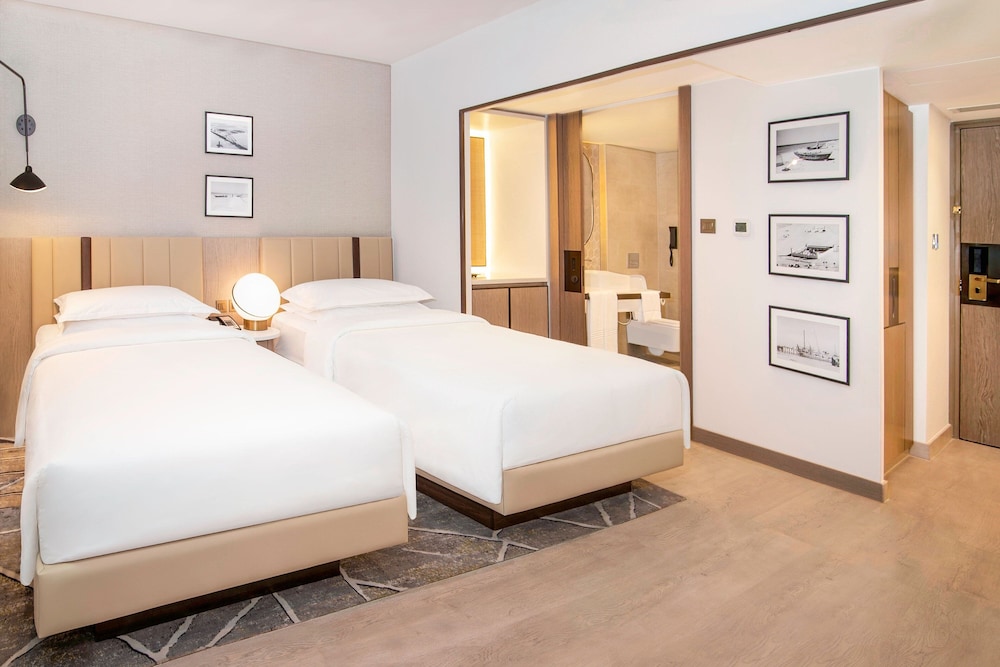 Sheraton Abu Dhabi Hotel & Resort — Hotel rooms in Abu Dhabi