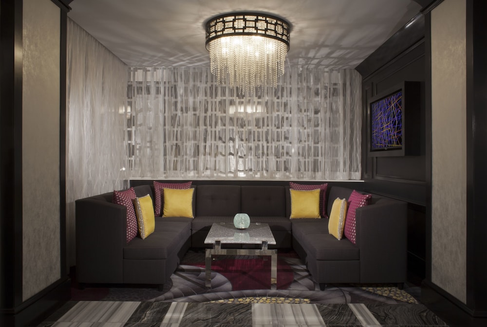 Silversmith Hotel Chicago Downtown — Restaurant & bars in Chicago, Illinois