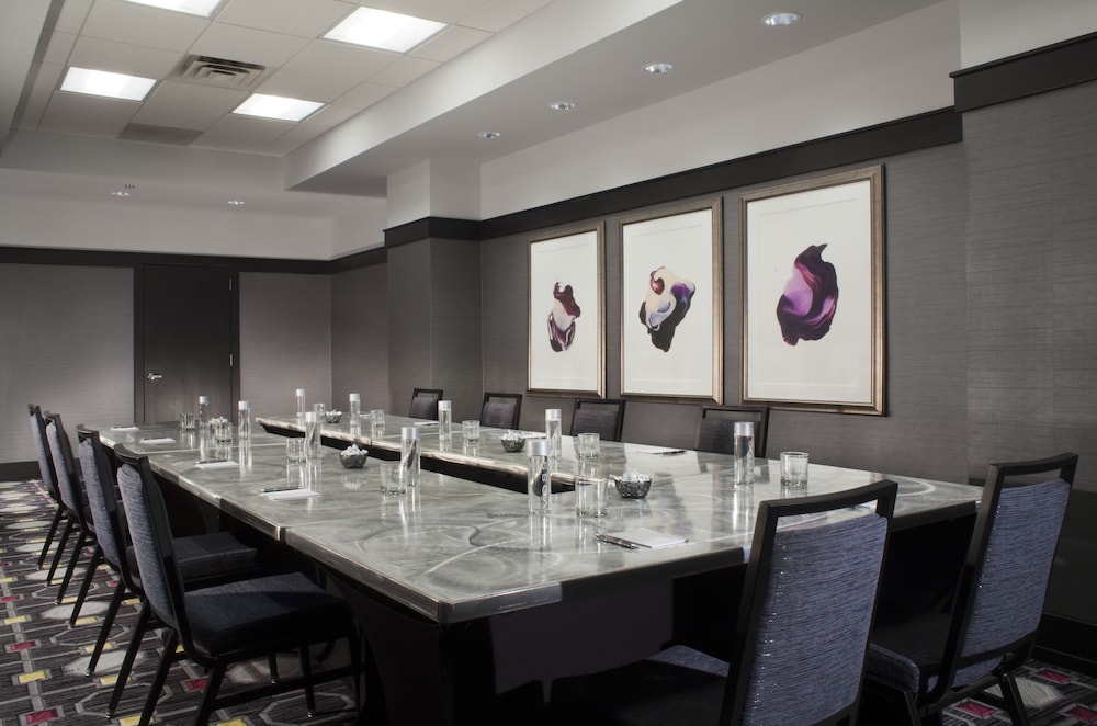 Silversmith Hotel Chicago Downtown — Hotel rooms in Chicago, Illinois