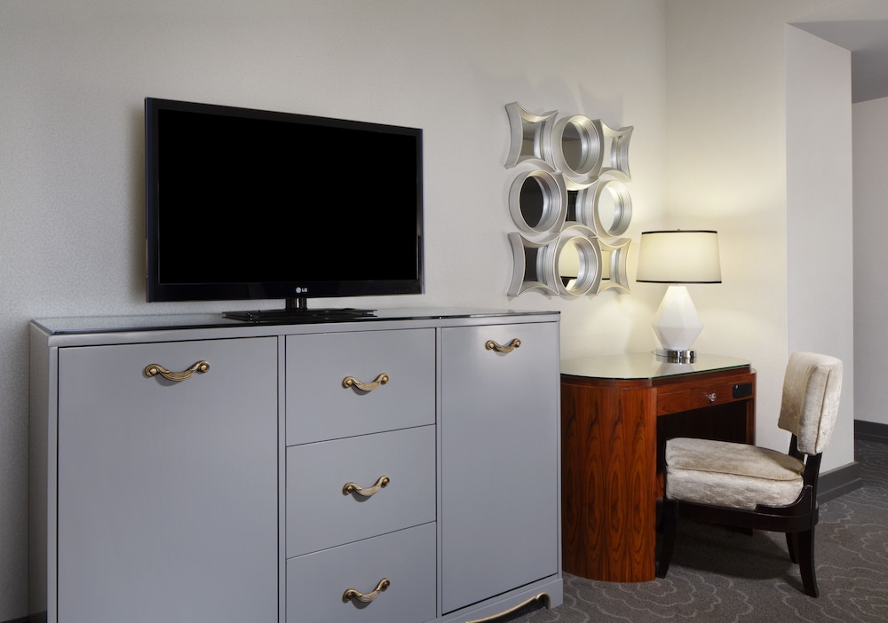 Silversmith Hotel Chicago Downtown — Hotel rooms in Chicago, Illinois