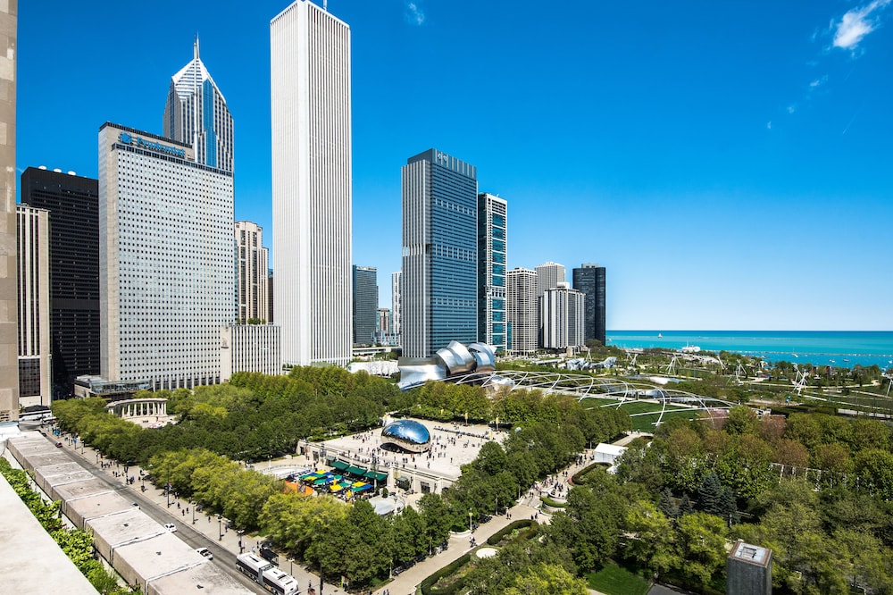 Silversmith Hotel Chicago Downtown — Attractions in the area in Chicago, Illinois