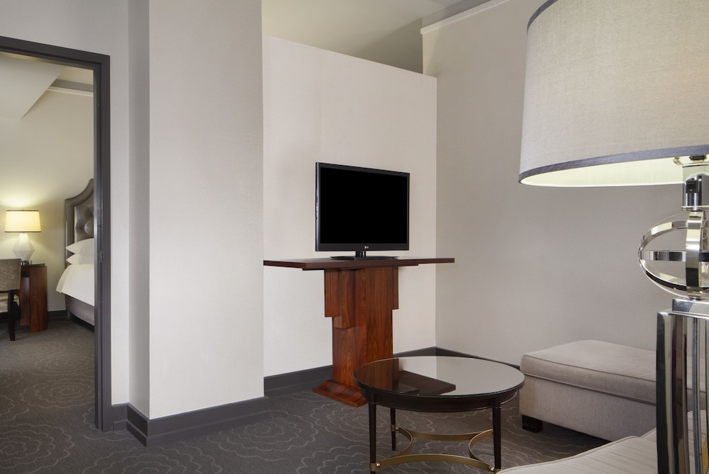 Silversmith Hotel Chicago Downtown — Hotel rooms in Chicago, Illinois