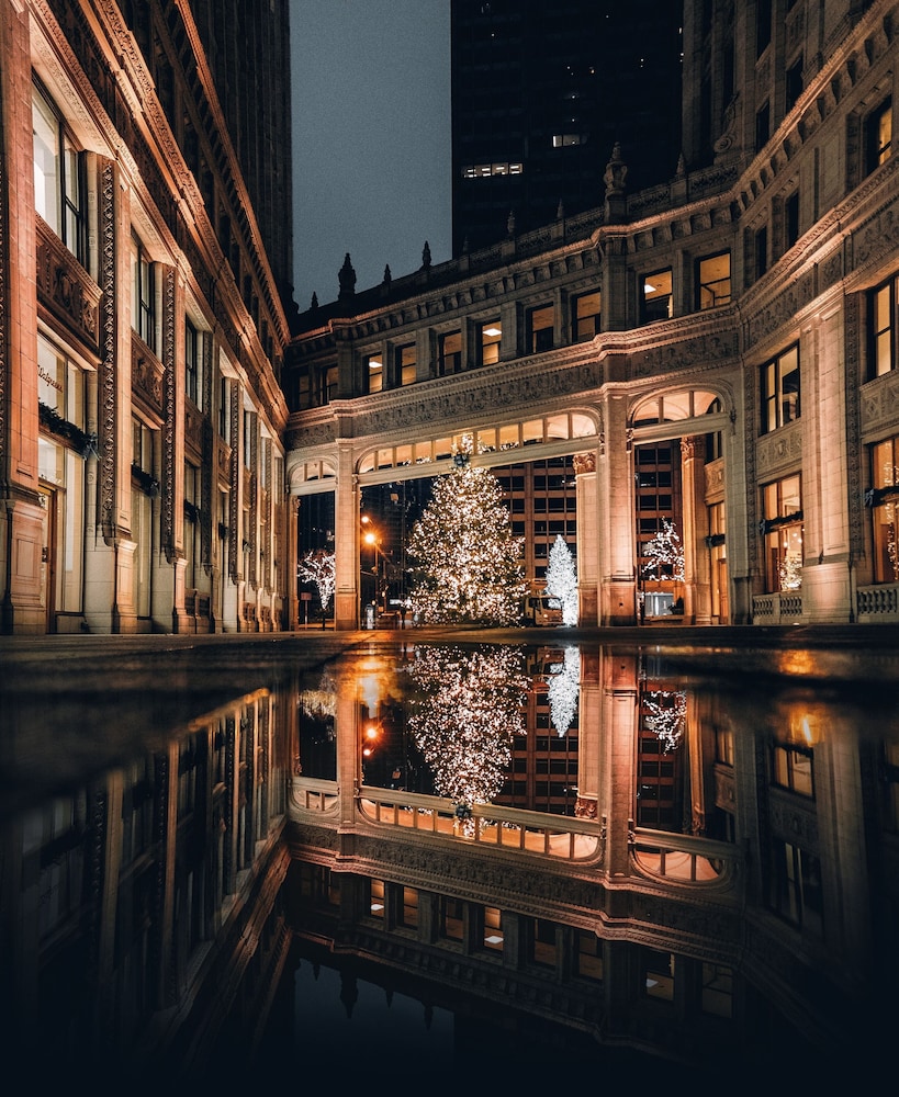 Silversmith Hotel Chicago Downtown — Attractions in the area in Chicago, Illinois
