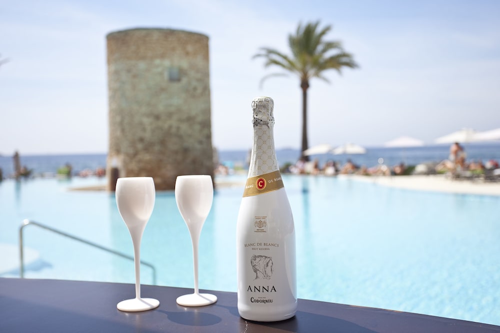 Hotel Torre Del Mar — Swimming pool in Playa d'en Bossa, Balearic Islands