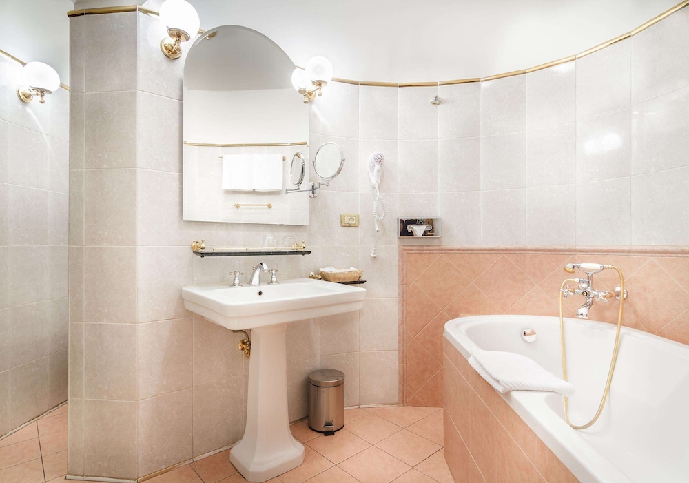 The King Charles — Hotel rooms in Prague, Prague