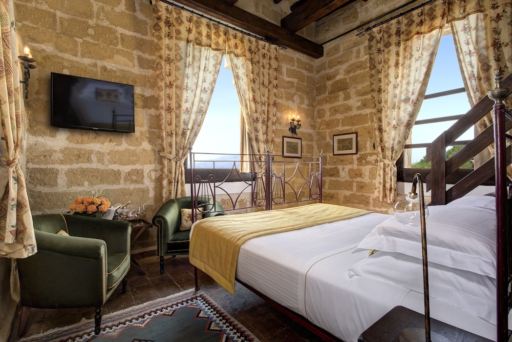 Baglio Oneto dei Principi di San Lorenzo - Luxury Wine Resort — Hotel rooms in Marsala, Sicily