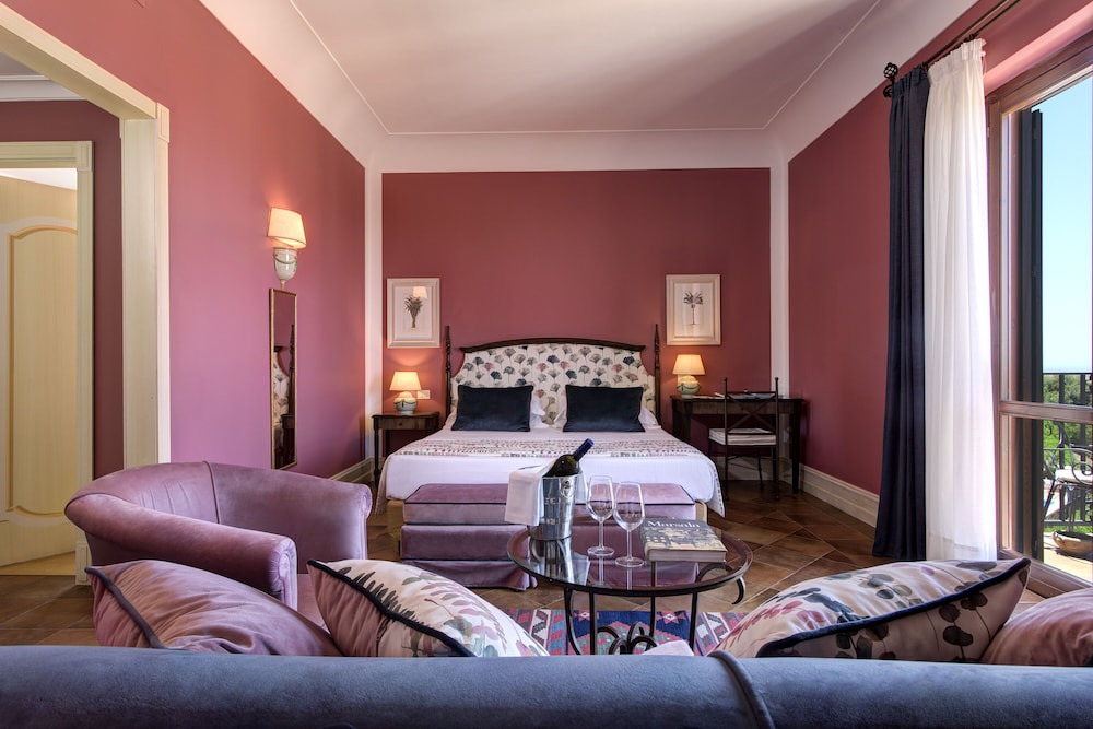 Baglio Oneto dei Principi di San Lorenzo - Luxury Wine Resort — Hotel rooms in Marsala, Sicily