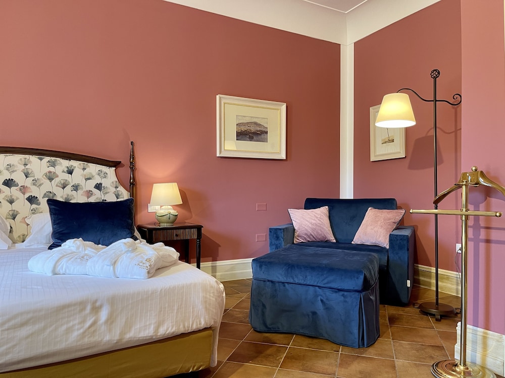 Baglio Oneto dei Principi di San Lorenzo - Luxury Wine Resort — Hotel rooms in Marsala, Sicily