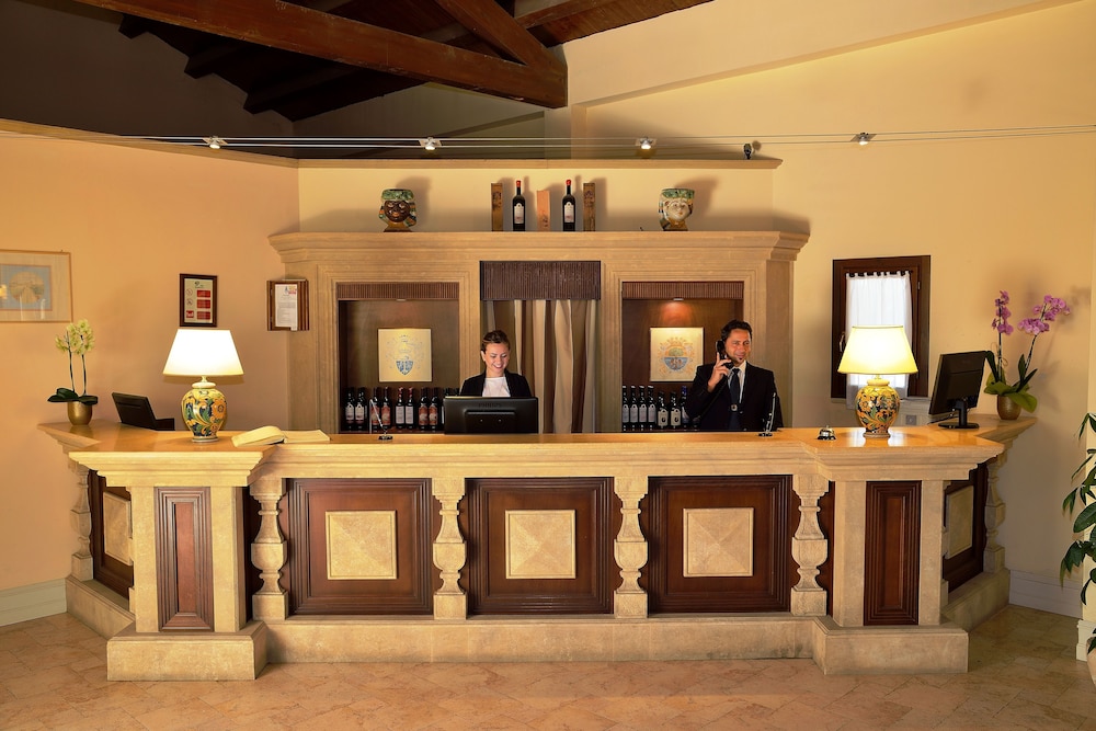 Baglio Oneto dei Principi di San Lorenzo - Luxury Wine Resort — Hotel building in Marsala, Sicily