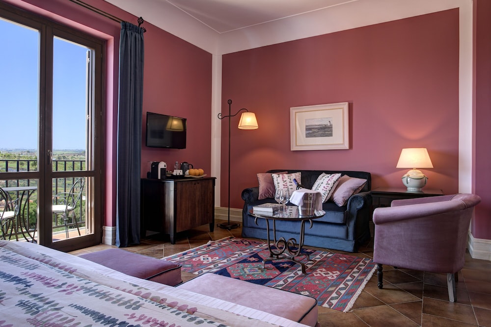 Baglio Oneto dei Principi di San Lorenzo - Luxury Wine Resort — Hotel rooms in Marsala, Sicily