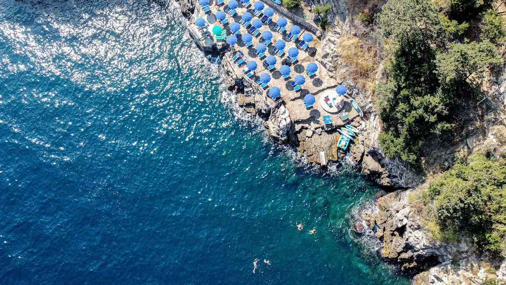Villaggio Campeggio Santa Fortunata Campogaio — Beach in Sorrento, Campania