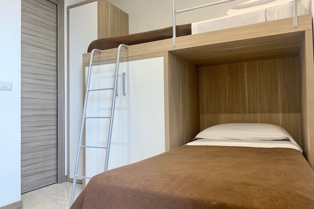 Villaggio Campeggio Santa Fortunata Campogaio — Hotel rooms in Sorrento, Campania