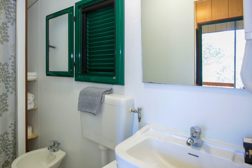 Villaggio Campeggio Santa Fortunata Campogaio — Hotel rooms in Sorrento, Campania