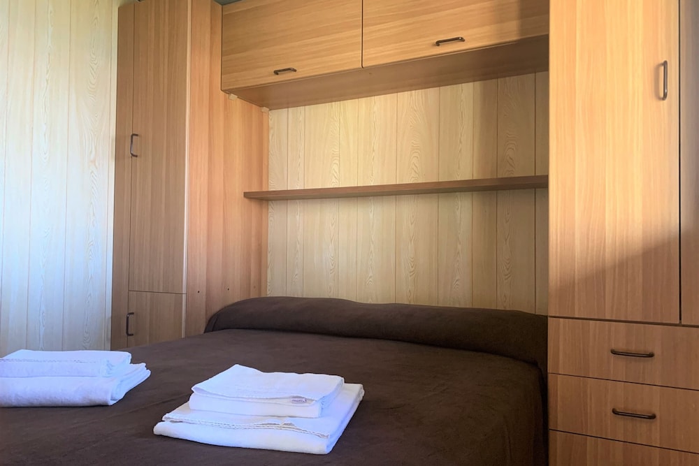 Villaggio Campeggio Santa Fortunata Campogaio — Hotel rooms in Sorrento, Campania
