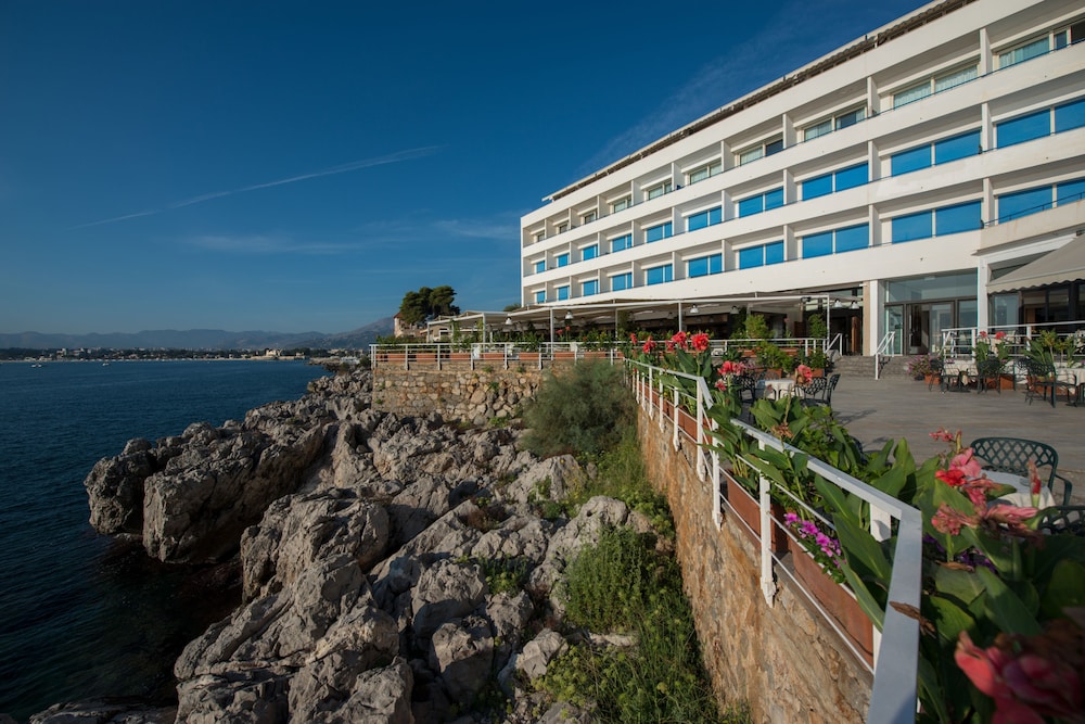 Splendid Hotel La Torre — Hotel building in Palermo, Sicily