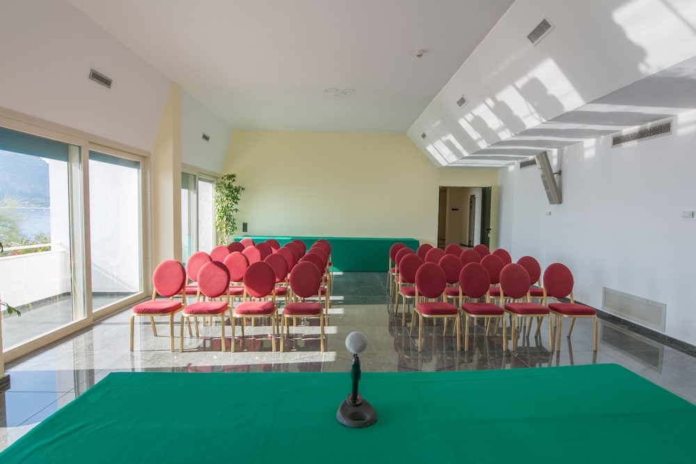 Splendid Hotel La Torre — Hotel building in Palermo, Sicily