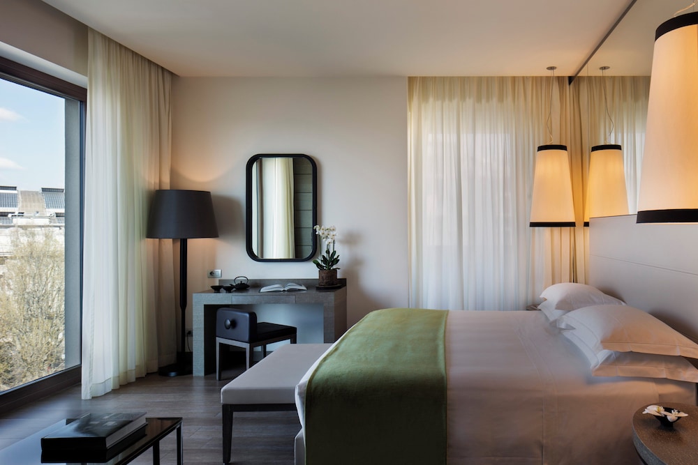 Starhotels E.c.ho. — Hotel rooms in Milan, Lombardy