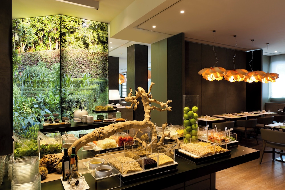 Starhotels E.c.ho. — Restaurant & bars in Milan, Lombardy