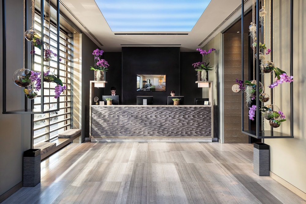 Starhotels E.c.ho. — Hotel building in Milan, Lombardy