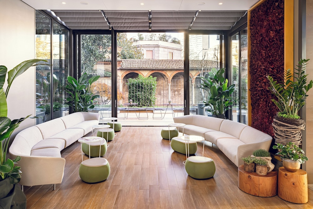 Starhotels E.c.ho. — Restaurant & bars in Milan, Lombardy