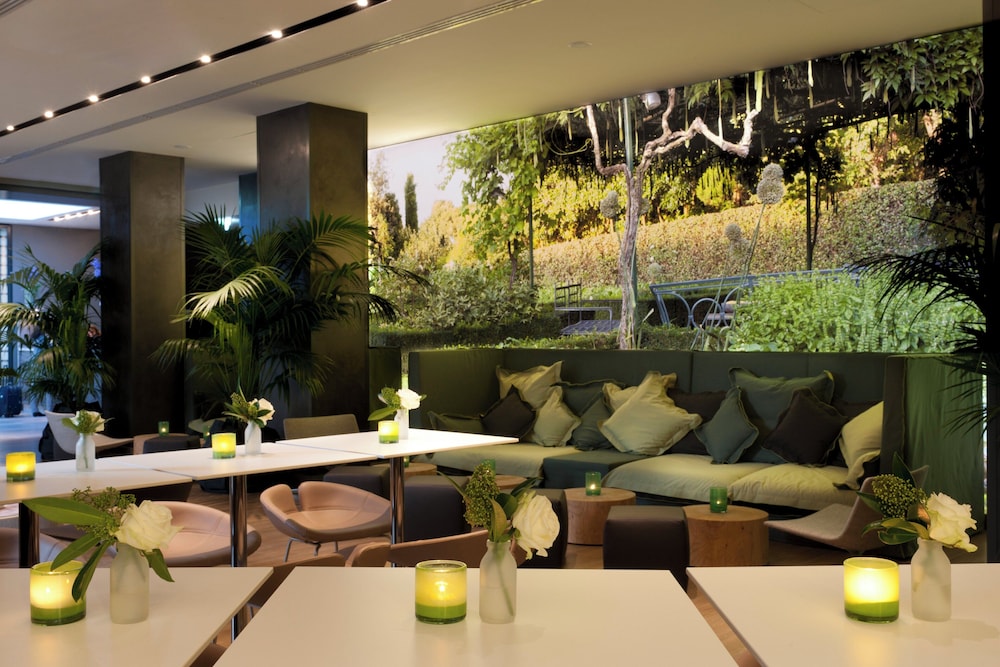 Starhotels E.c.ho. — Restaurant & bars in Milan, Lombardy