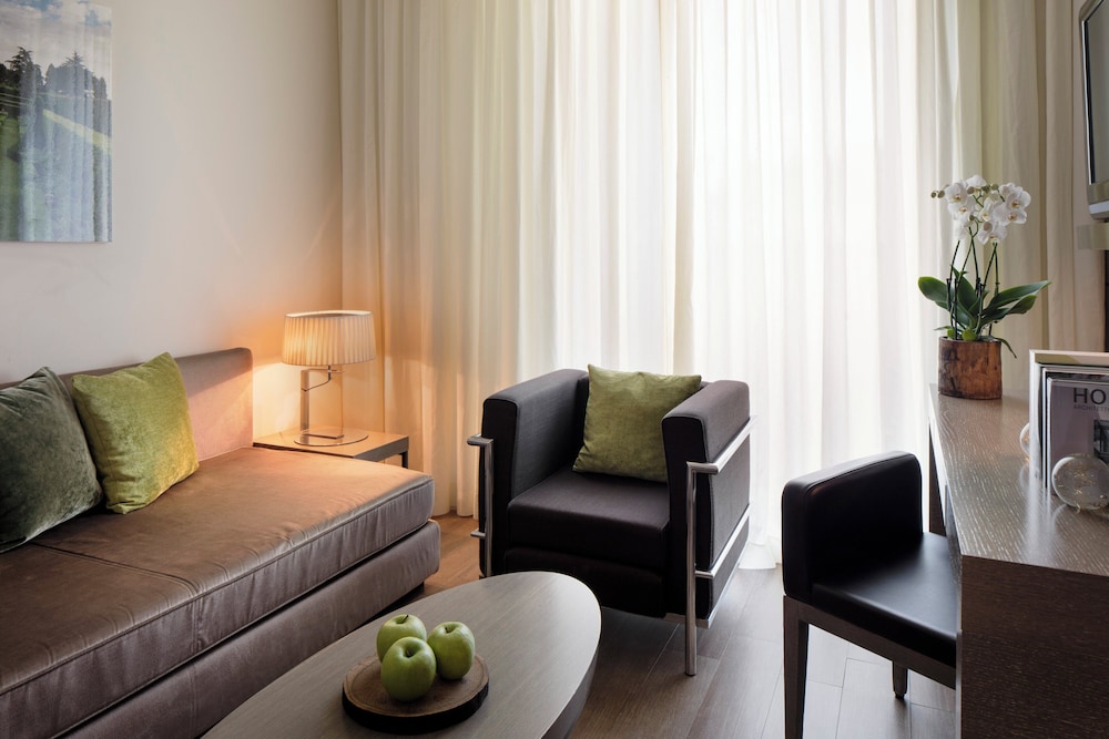 Starhotels E.c.ho. — Hotel rooms in Milan, Lombardy