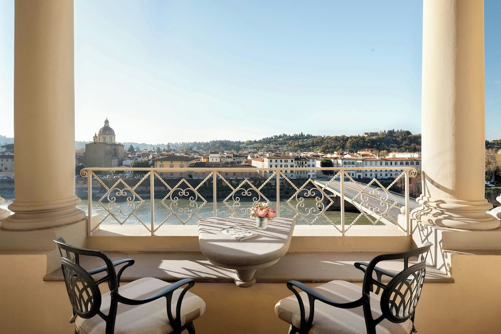 The St. Regis Florence — Hotel rooms in Florence, Tuscany