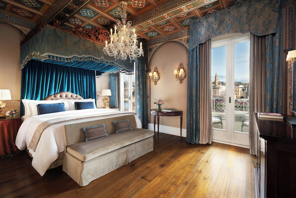 The St. Regis Florence — Hotel rooms in Florence, Tuscany
