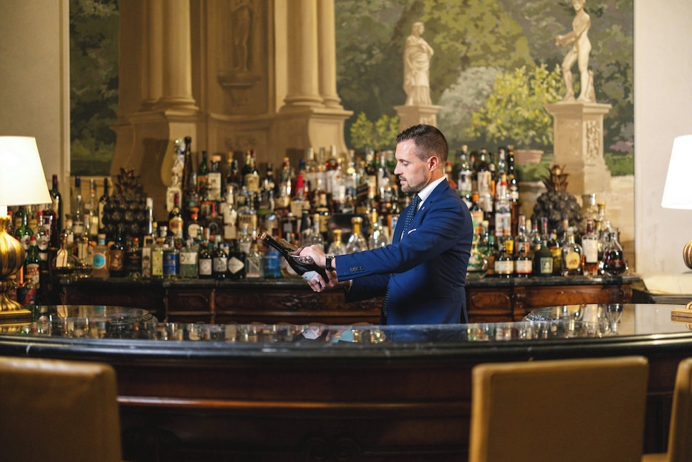 The St. Regis Florence — Restaurant & bars in Florence, Tuscany