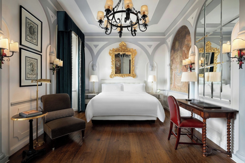 The St. Regis Florence — Hotel rooms in Florence, Tuscany