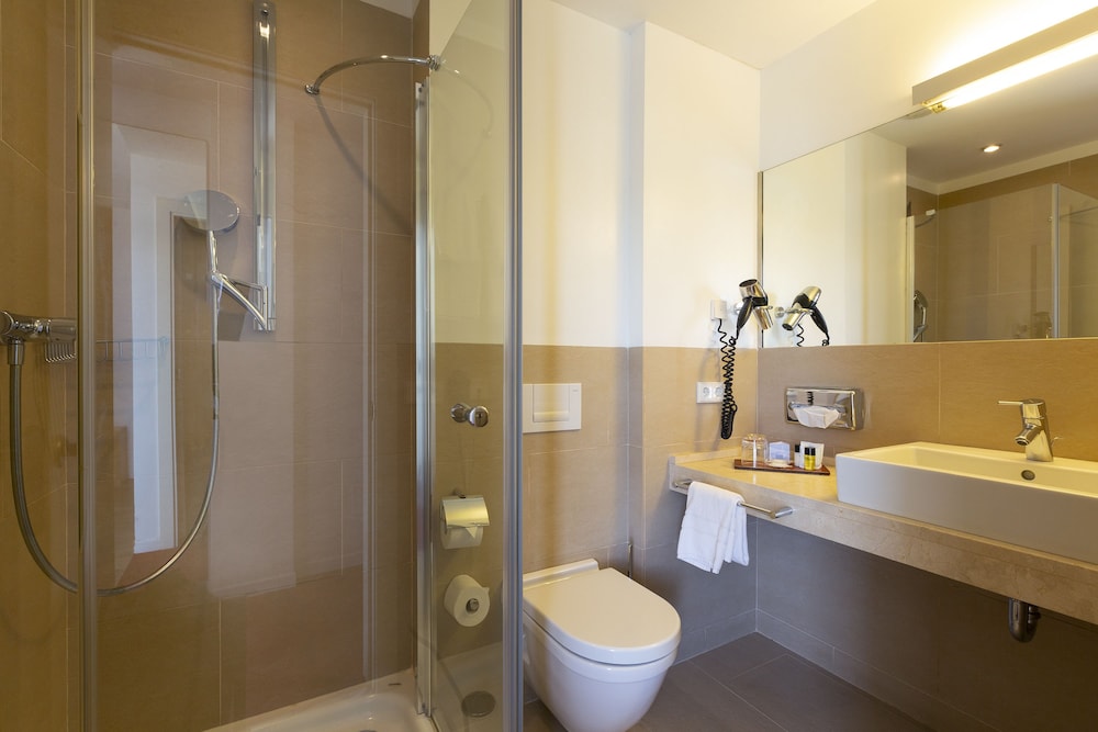 Hotel Aimia — Hotel rooms in Puerto de Soller, Balearic Islands