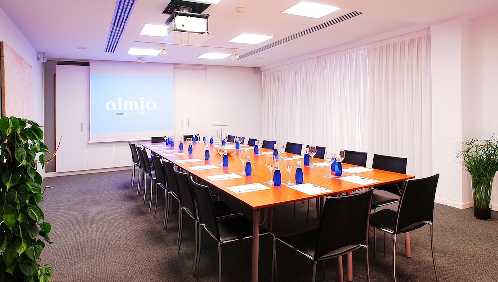 Hotel Aimia — Hotel building in Puerto de Soller, Balearic Islands