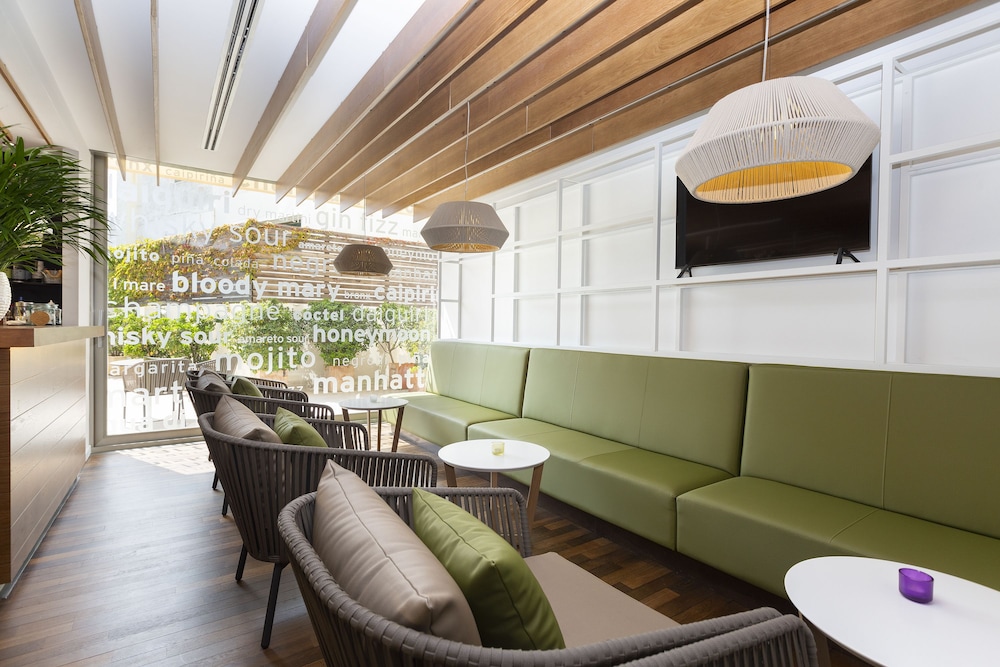 Hotel Aimia — Restaurant & bars in Puerto de Soller, Balearic Islands