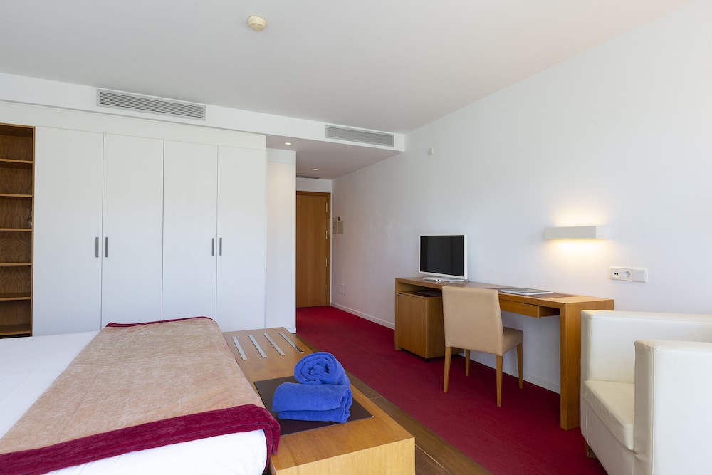 Hotel Aimia — Hotel rooms in Puerto de Soller, Balearic Islands
