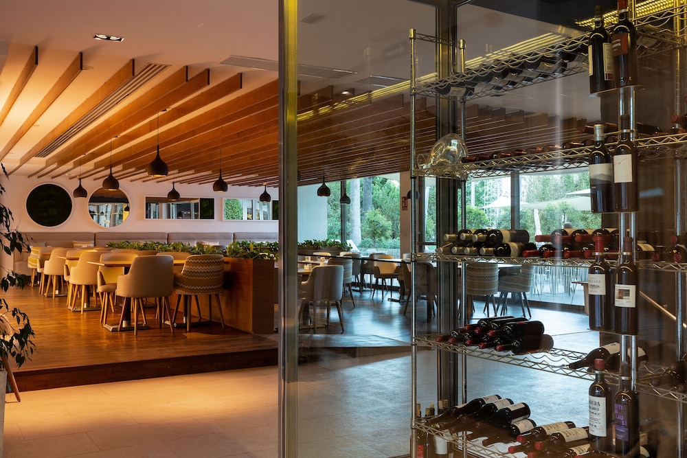 Hotel Aimia — Restaurant & bars in Puerto de Soller, Balearic Islands