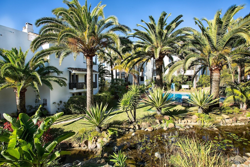 Ona Alanda Club Marbella — Swimming pool in Marbella, Andalusia